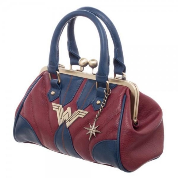 Wonder Woman Costume Inspired Handbag - Picture 2 of 4